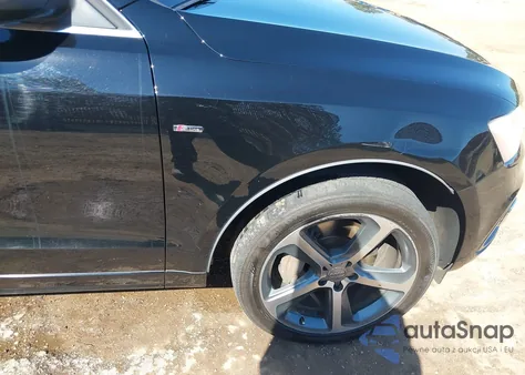 2015 Audi Q5 3.0T Premium Plus z USA, uszkodzony, nr VIN WA1DGAFP9FA011034